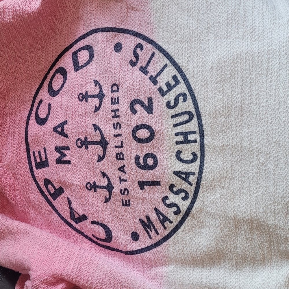 Cape cod pink and white Cape cod sweatshirt xl - Picture 2 of 2